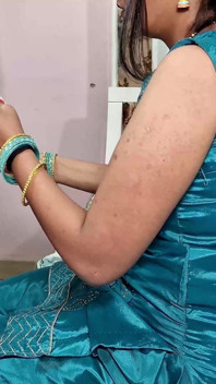 Condom Delivery Boy Showed Demo to Bhabhi Enjoyed Fucking