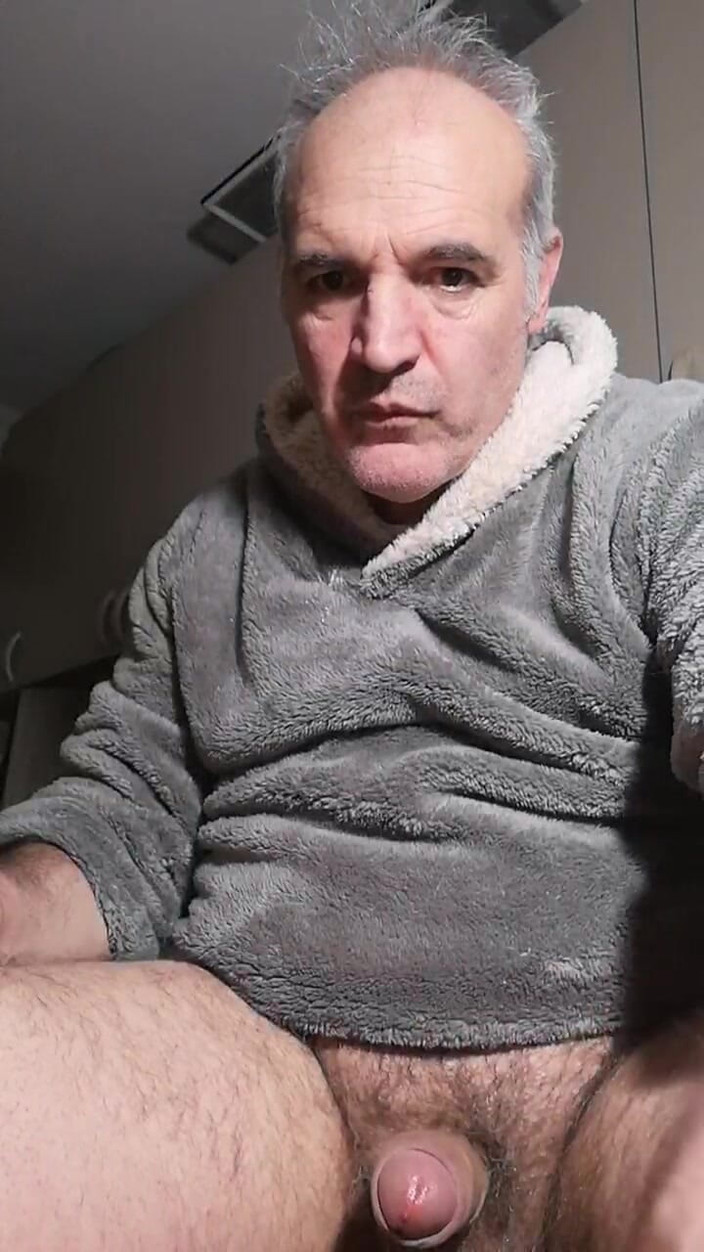 Setesesso7: Pertunjukan malam dalam talian 10 Februari dengan cumshot di muka anda!