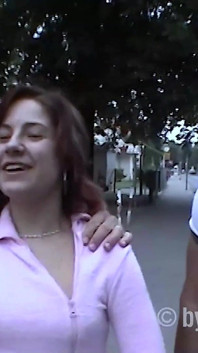 Seksi bertiga - remaja dikongkek dalam pantat buat kali pertama