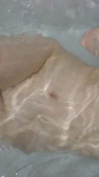 Redhead's Hot Masturbation in Bath Tub!
