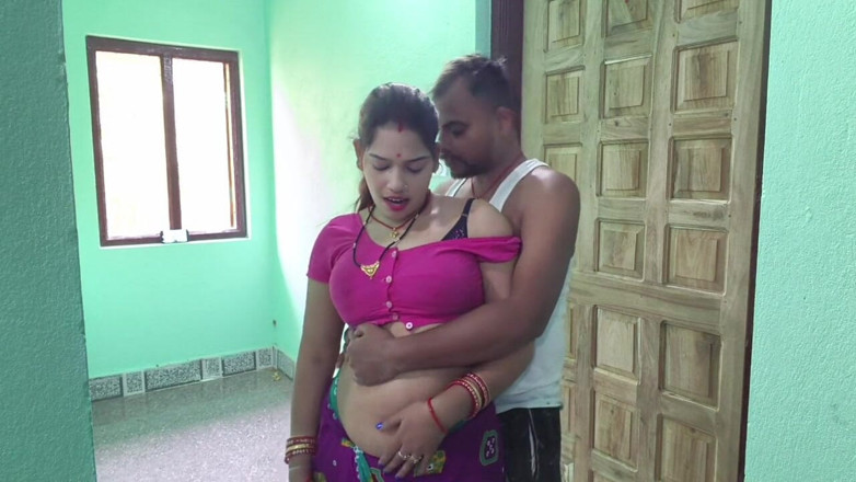 Sona bhabhi: Дезі гарячий трах на підлозі