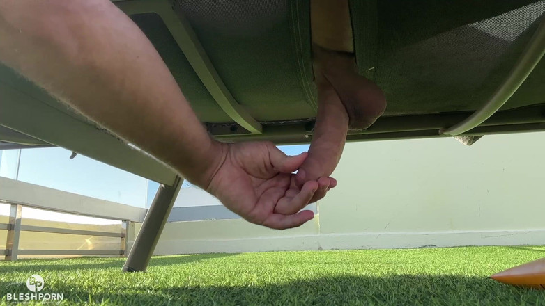 bleshporn: Střešní Terrrace Tim Blesh Cumshot Pod solárium