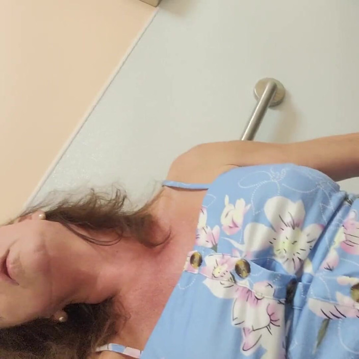 EliteLadyS: Horny American MILF Pees &amp; Kegals &amp; Masturbation at Work