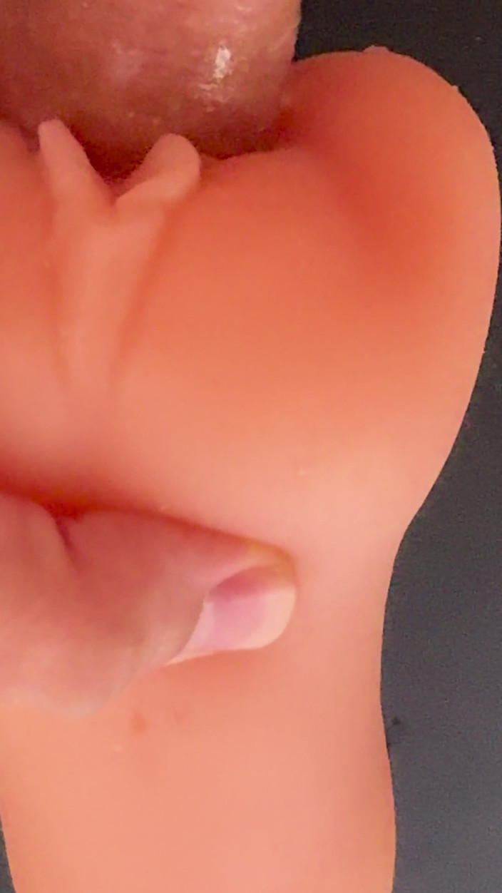 SoloEdgeMaster: 그 보지를 보았을 때, 난 그냥 그녀를 따먹어야 했어