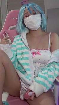 Asian Angel 23685