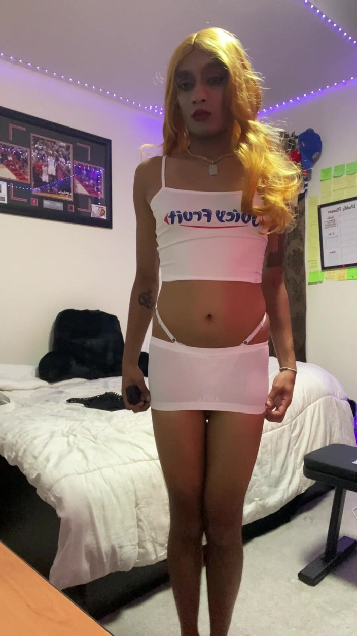 FemBoyAmi: Hot Indian Fem Boy College Sissy Slut Cum on Self...