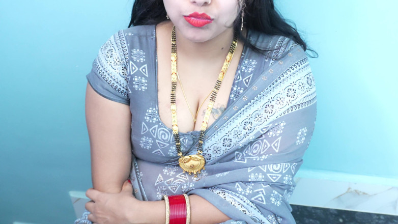 Nelam bhabhi: Wife Ki Demand Pati Ke Samne Boyfriend Se Sex Karne...