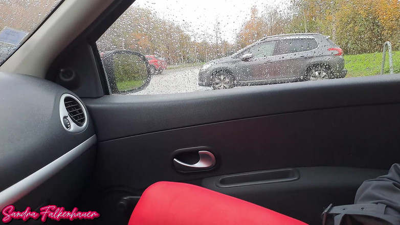 Sandra Falkenhauer: Žádné kalhotky v červených punčocháčích