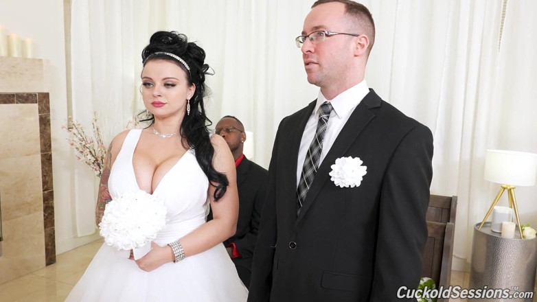 Cuckold Sessions: Payton Preslees bröllop blir grov blandras trekant - Cuckold Sessions