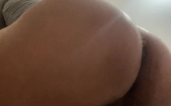 Damien Custo studio: Big Ass Bitch Very Hot Bubble Butt