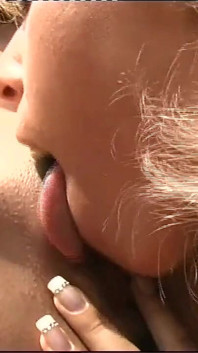 Two Lesbian Girls Are Not Ashamed to Lick Each Other's Pussy in the Garden