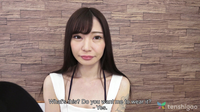Tenshigao: Akane Shirosaki torna a giocare nuda e bendata