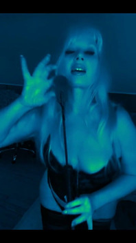 Delicious Dommy Dicktation