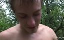 Only bareback sex party with friends: twinks 20 YO fodendo rax ao ar livre exhib forest