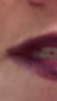 继母在群交后饥渴地回到酒店