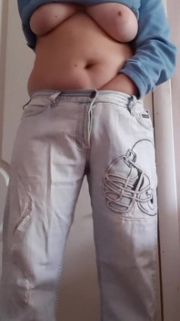Milf professora se masturba secretamente