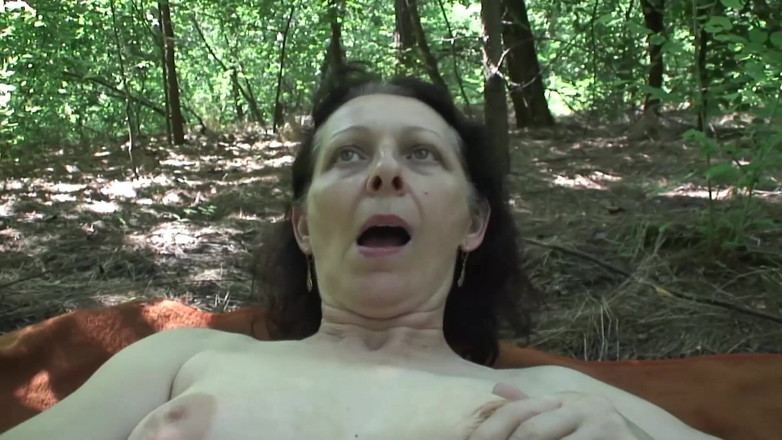 THAGSON: Vedere la persoana 1 cu mature mature