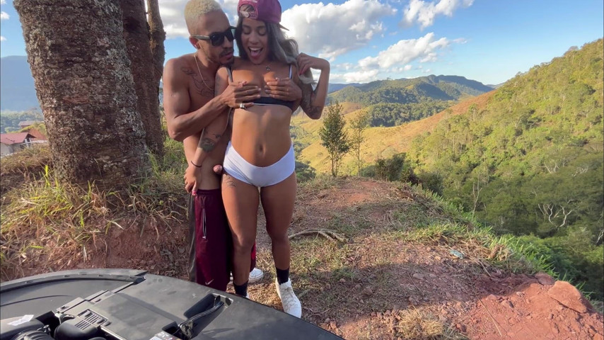 Fucking on the Road, a Lot of Incredible Sex (Srta XXX)