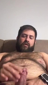 Eljodedor31: Horny Bear Comes Home From Work