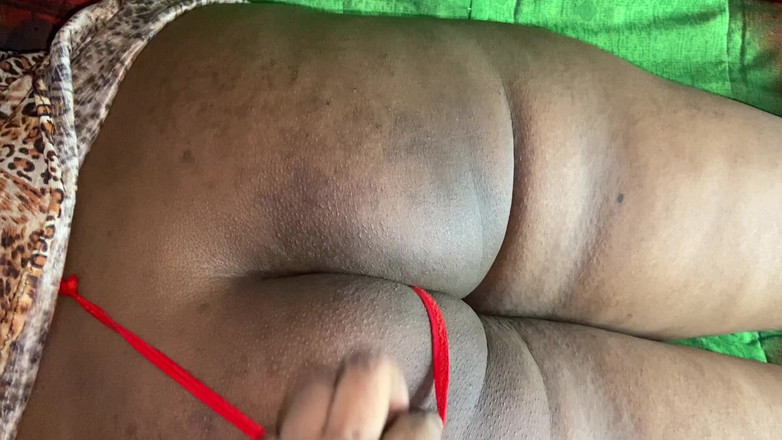 Angoori: 继父在果阿酒店用印地语音频操继女