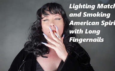 Deanna deadly: Allumette et esprit américain qui fume avec de longs doigts