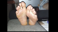 Midsouth Foot Fetish: 你喜欢柔软的大脚底，柔软的男性脚皱纹的脚底吗？
