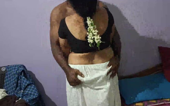 Sexy sindu: Une belle femme mariée se fait baiser par son copain