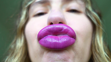 Rarible Diamond: Pucker Lips Custom
