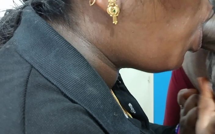 Veni: Desi Tamil Stepsister Hardcore Pussy Fucking with Her Stepbrother When...