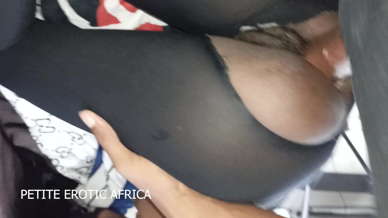 Petite Erotic Africa: 操lilltle lovet阴户和屁股