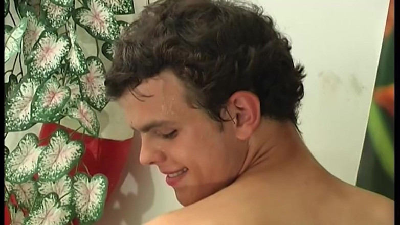 Boys boyz: Muscular Blond Hunk Thoroughly Enjoys Deep Passionate Rimming