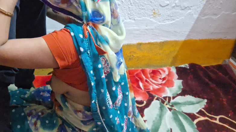 Busty Banuu: Tetona mucama folla