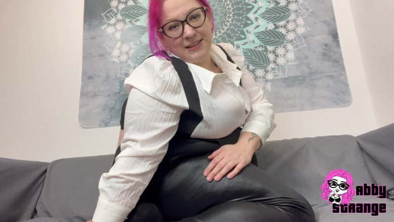 Abby Strange: الضريبة مستحقة!