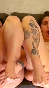 Ahegao 얼굴 벌리기 이중 보지 퍼뜨리기