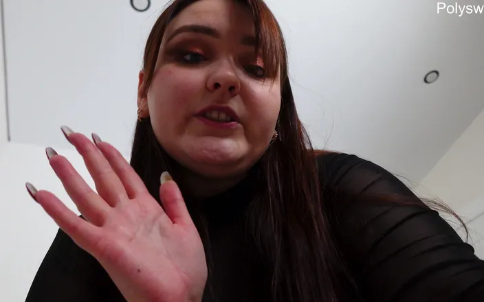 Polly Sweet: Tato MILFka se straponem ví, jaké páky vytáhnout, abyste se...