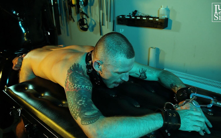 Male Sub Is Bound and Fucked by Latex Master (LUXurious Men) Male Sub Is Bound and Fucked by Latex Master (LUXurious Men)