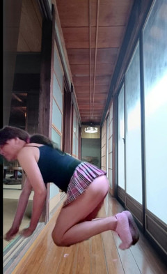 Tokyo Strip House - Kominka Nude thumbnail