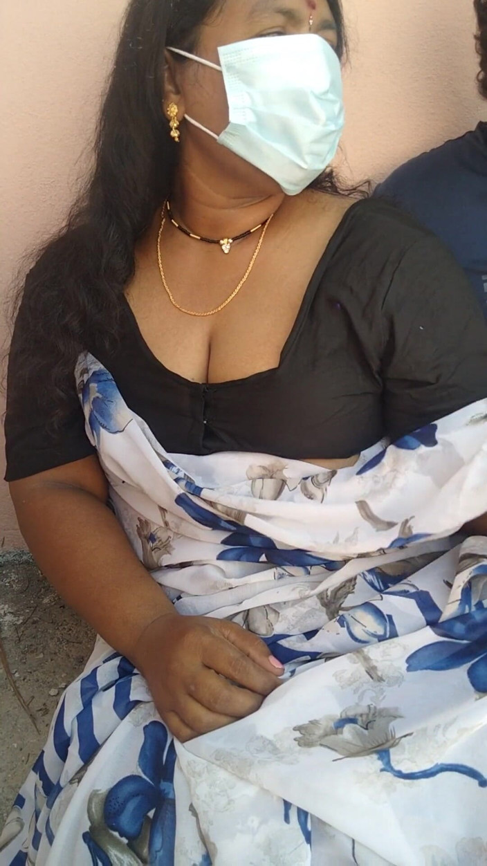 Benita sweety: Tamil Desi Utomhus Saree Sex med styvbror