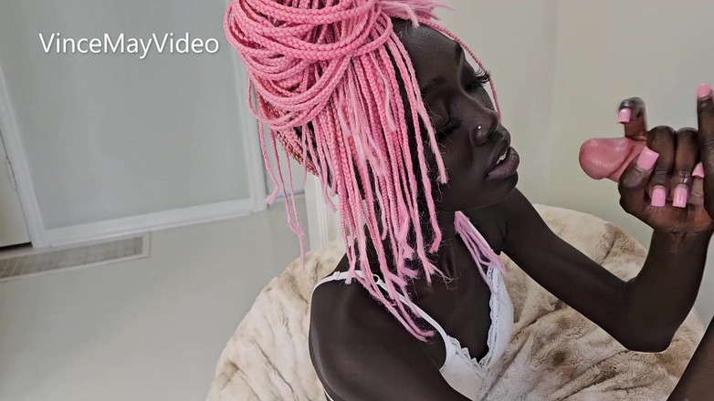 VinceMayVideo: Дрочка руками від мого суданського друга - камшот