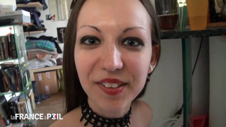Girls Bang: Une nana sexy au hasard se fait baiser par le...