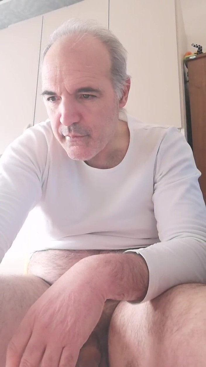 Setesesso7: Luca, Do You Have a Nice Big Cock?