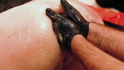 Marcus Pollack: Massive speculum stretching of her little pink ass