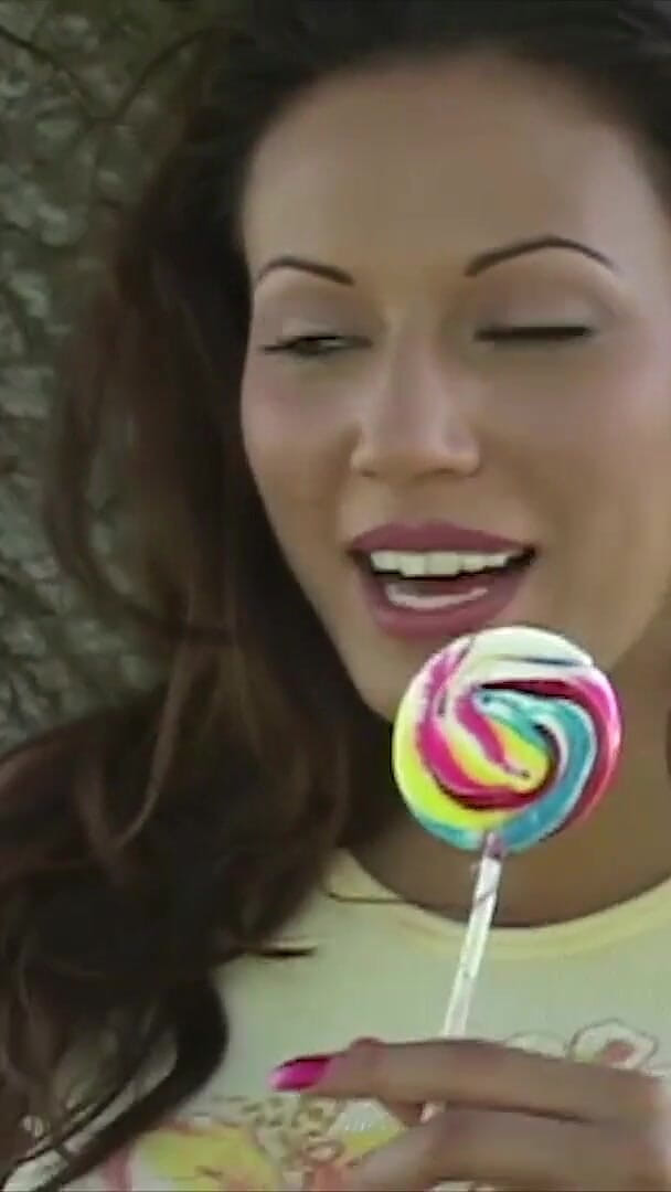 Latina Walks in Front of Him on the Stairs Without Panties and He Gets Horny