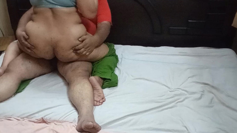 aliabegum: Mahasiwi india dientot habis-habisan sama dosennya sendiri