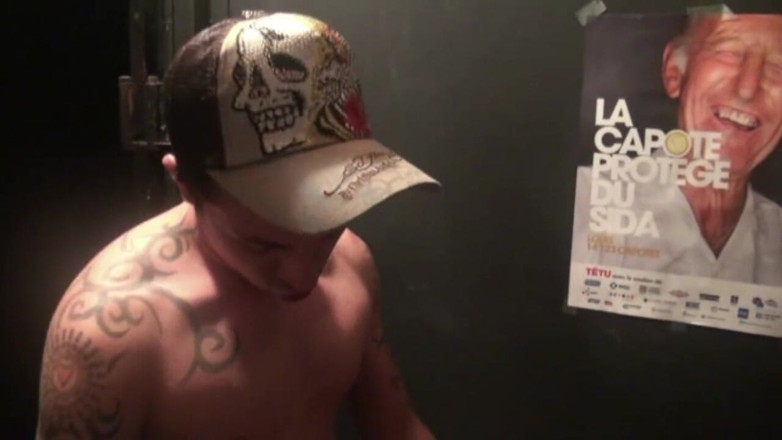 Crunch Boy: Knullad i Glory Hole Pubic badrum