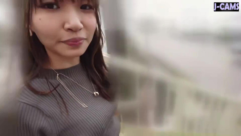 J-Cams: 민감한 드라이브 - 도로 1부에서 논스톱 주의를 갈망하는 그녀