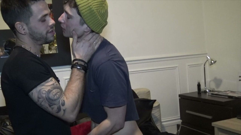 TRANSBOY STUDIO PUSSY MAN: Pussyboy Fucked by Twinks
