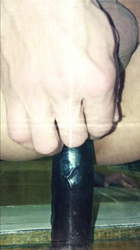 Anal Dildo Home