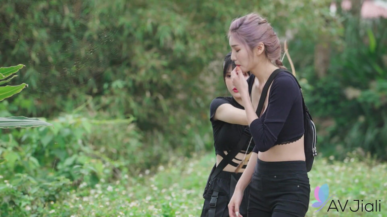 AV Jiali: Adventure Girl Li Zhiyan Fucked Hard
