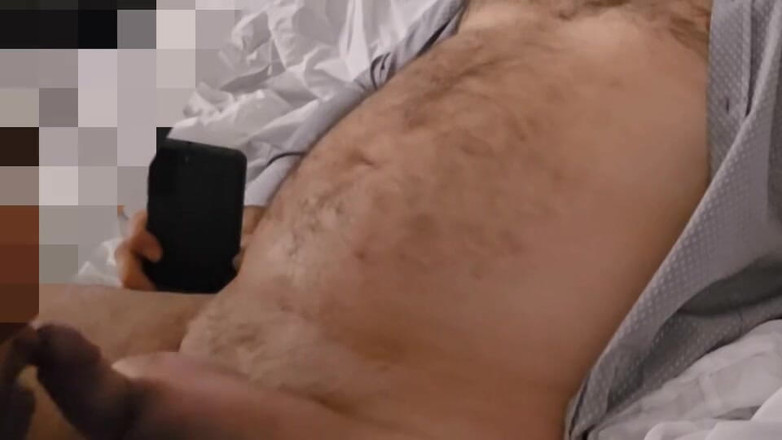 UCbj: Non sprecare una goccia- il dilf sposato viene servito dal...